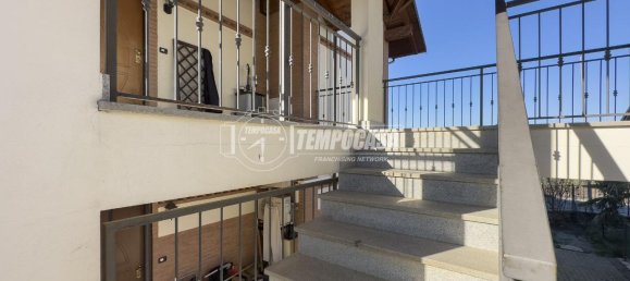6 rooms Apartment in Bruino, Italy No. 38125 3