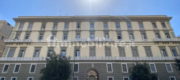 3 bedrooms Penthouse in Naples, Italy No. 337747 2