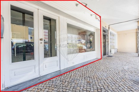 Gewerbliche Immobilie in Sintra, Portugal 137m², Nr. 189153