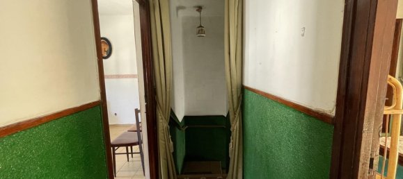 161m² Building in Galapagar, Spain No. 140056 3