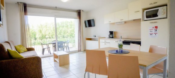 2 bedrooms Apartment in Azille, France No. 1890 12