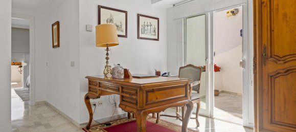 4 bedrooms Townhouse in Marbella, Spain No. 120913 5