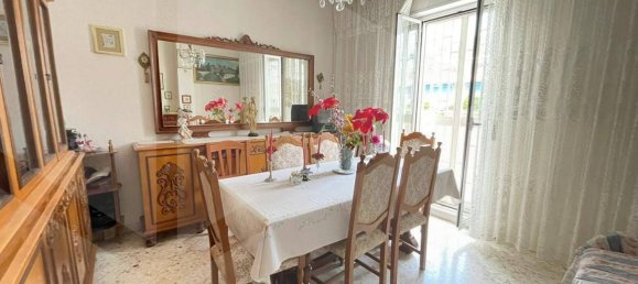 Ático de 3 habitaciónes en Bari, Italy No. 24752 3