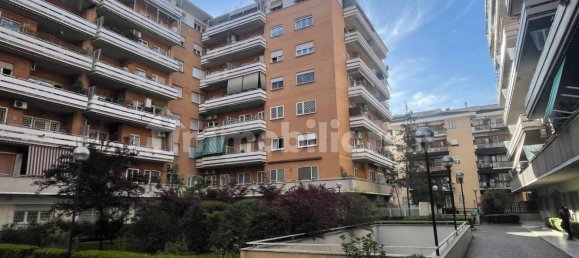 1 bedroom Apartment in Rome, Italy No. 44885 7