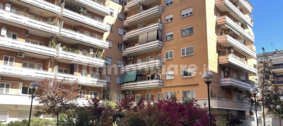 1 bedroom Apartment in Rome, Italy No. 44885 8