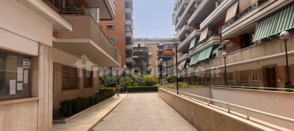 1 bedroom Apartment in Rome, Italy No. 44885 10