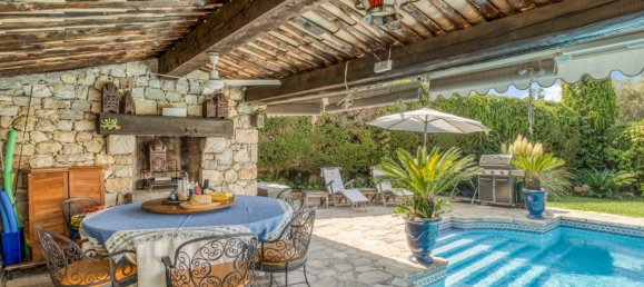 5 bedrooms Villa in Mougins, France No. 1565 6