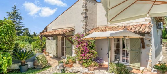 5 bedrooms Villa in Mougins, France No. 1565 7