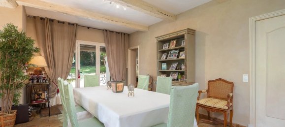 5 bedrooms Villa in Mougins, France No. 1565 13