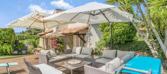 5 bedrooms Villa in Mougins, France No. 1565 4