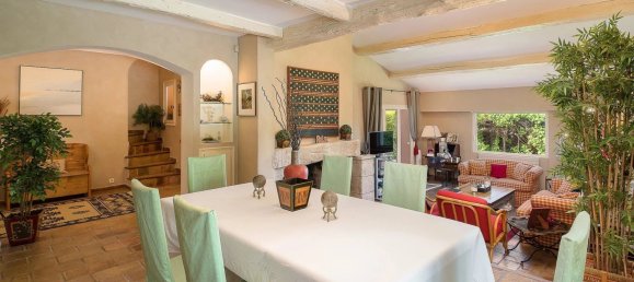 5 bedrooms Villa in Mougins, France No. 1565 11