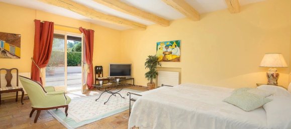 5 bedrooms Villa in Mougins, France No. 1565 12