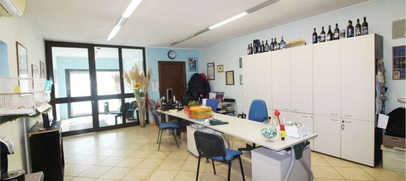  بناية في Pontirolo Nuovo, Italy 700متر مربع رقم 52414 8