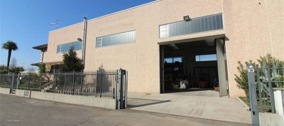  بناية في Pontirolo Nuovo, Italy 700متر مربع رقم 52414 2