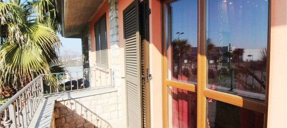  بناية في Pontirolo Nuovo, Italy 700متر مربع رقم 52414 39