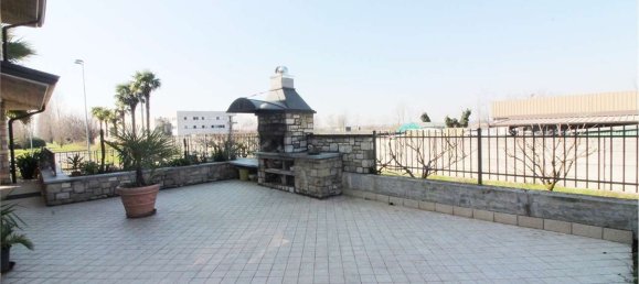  بناية في Pontirolo Nuovo, Italy 700متر مربع رقم 52414 25