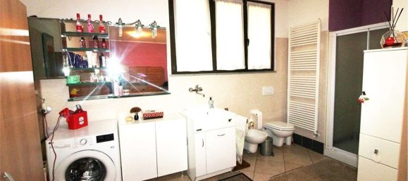  بناية في Pontirolo Nuovo, Italy 700متر مربع رقم 52414 49