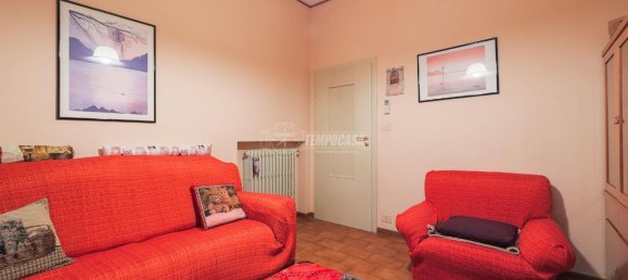5-salle Appartement à Bologna, Italy No. 2439 3