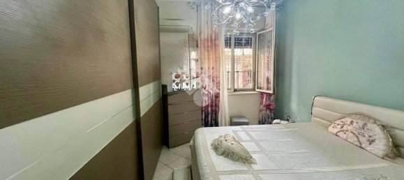 2 bedrooms Apartment in Palermo, Italy No. 335147 9