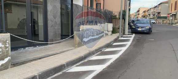 90m² Commercial property in Camporotondo Etneo, Italy No. 55182 16