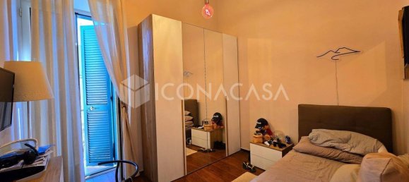 4 bedrooms Apartment in Naples, Italy No. 330166 10