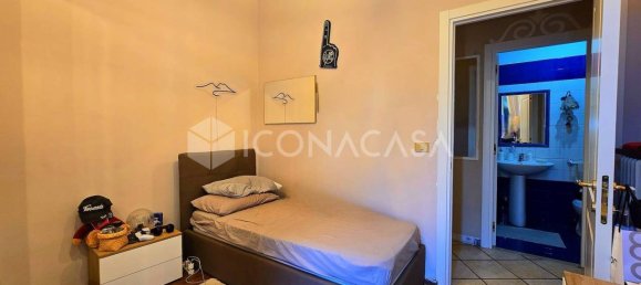 4 bedrooms Apartment in Naples, Italy No. 330166 11