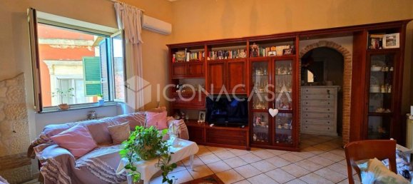 4 bedrooms Apartment in Naples, Italy No. 330166 14