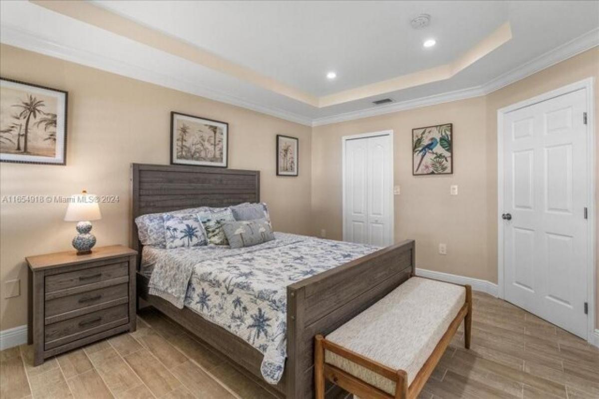 2 bedrooms House in Miami, USA No. 241570