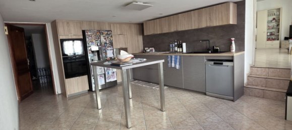 5 Schlafzimmer Haus in Thil, France, Nr. 327594 6