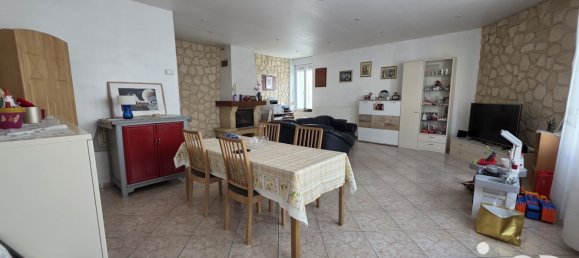 5 Schlafzimmer Haus in Thil, France, Nr. 327594 3
