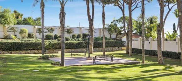 3 bedrooms Penthouse in Marbella, Spain No. 107546 20