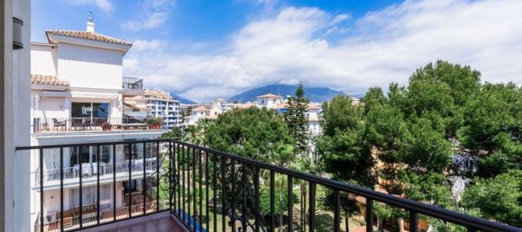 3 bedrooms Penthouse in Marbella, Spain No. 107546 24