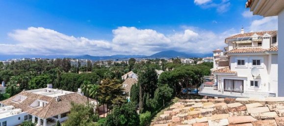 3 bedrooms Penthouse in Marbella, Spain No. 107546 25