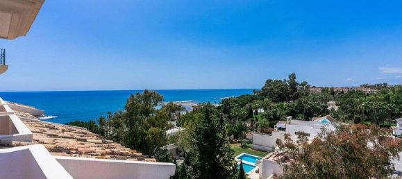 3 bedrooms Penthouse in Marbella, Spain No. 107546 16
