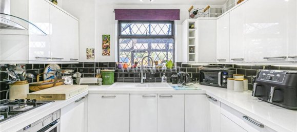 3 bedrooms House in Beckenham, United Kingdom No. 3477 2