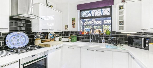 3 bedrooms House in Beckenham, United Kingdom No. 3477 6