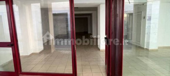 3 rooms Commercial property in Terni, Italy No. 310494 7