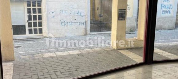 3 rooms Commercial property in Terni, Italy No. 310494 4