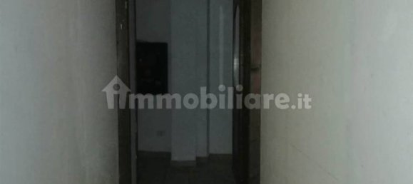 3 rooms Commercial property in Terni, Italy No. 310494 2