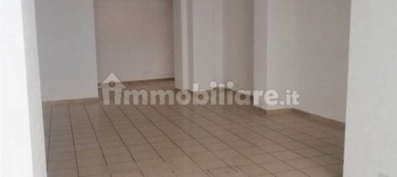 3 rooms Commercial property in Terni, Italy No. 310494 6