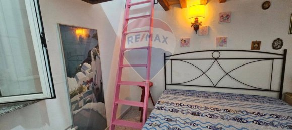 Apartamento de 4 dormitorios en Piombino, Italy No. 337608 9