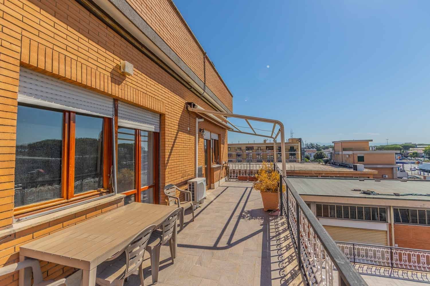 4-Zimmer Wohnung in Rome, Italy, Nr. 202892