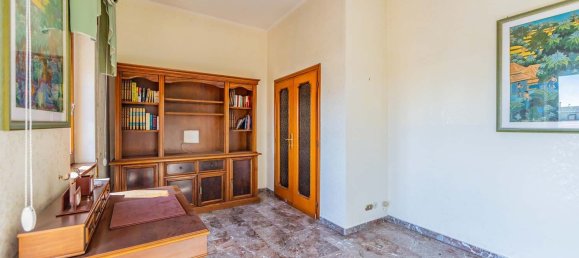 4-Zimmer Wohnung in Rome, Italy, Nr. 202892 3