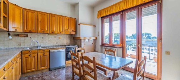 4-Zimmer Wohnung in Rome, Italy, Nr. 202892 9