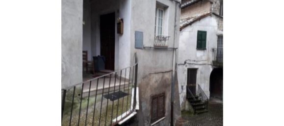 5 rooms House in Bassano Romano, Italy No. 253674 3