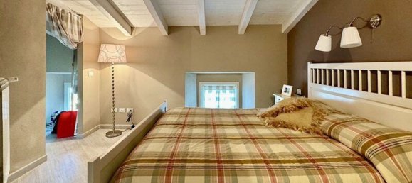 6 rooms House in Lizzano in Belvedere, Italy No. 131458 15