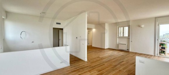 3 bedrooms Penthouse in Segrate, Italy No. 68832 43