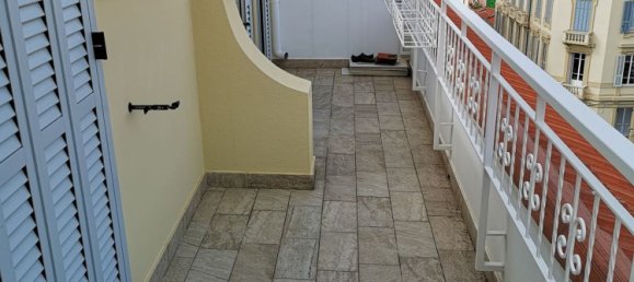 3 rooms Apartment in Sanremo, Italy No. 36955 25