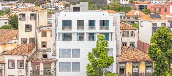 Gewerbliche Immobilie in Funchal, Portugal 235m², Nr. 83463 10