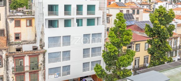 Gewerbliche Immobilie in Funchal, Portugal 235m², Nr. 83463 8